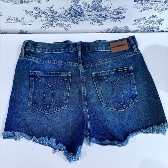 Calvin Klein Jeans Women's Hi Rise - Picture 4 of 4